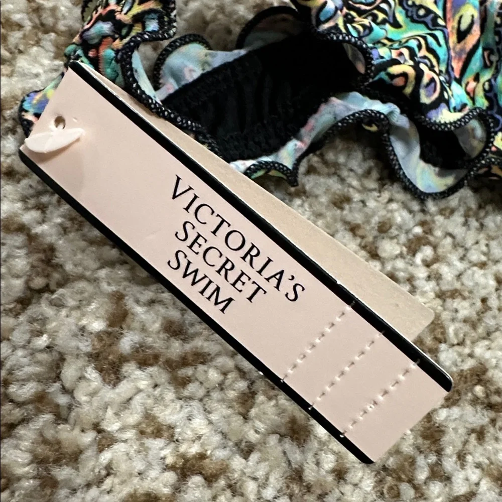 NWT VS Swim Bikini Bottoms - Size S - Picture 7 of 8